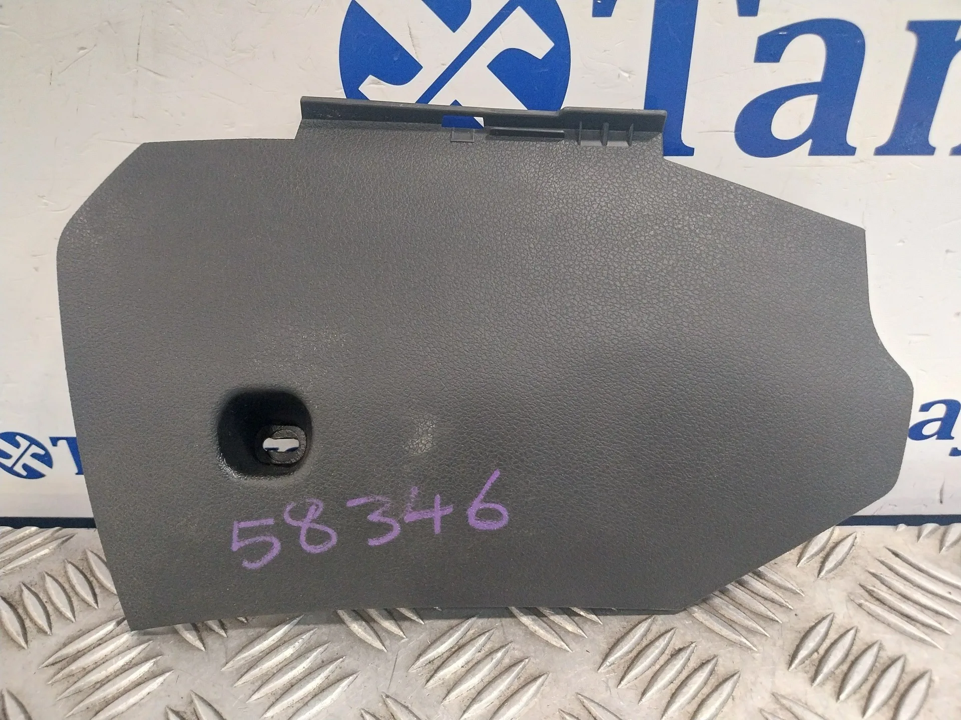Plastico Varios para Peugeot Partner Kombi