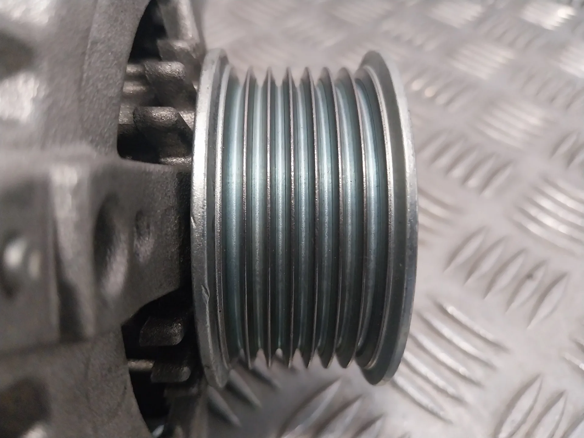 Alternador para Bmw Mini (R50,R53)