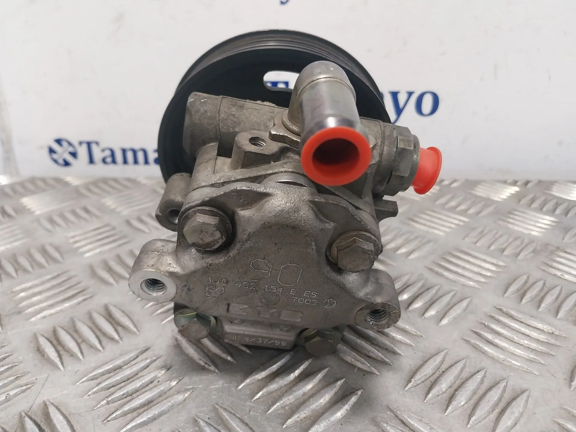 Bomba Direccion para Seat Leon (1M1)