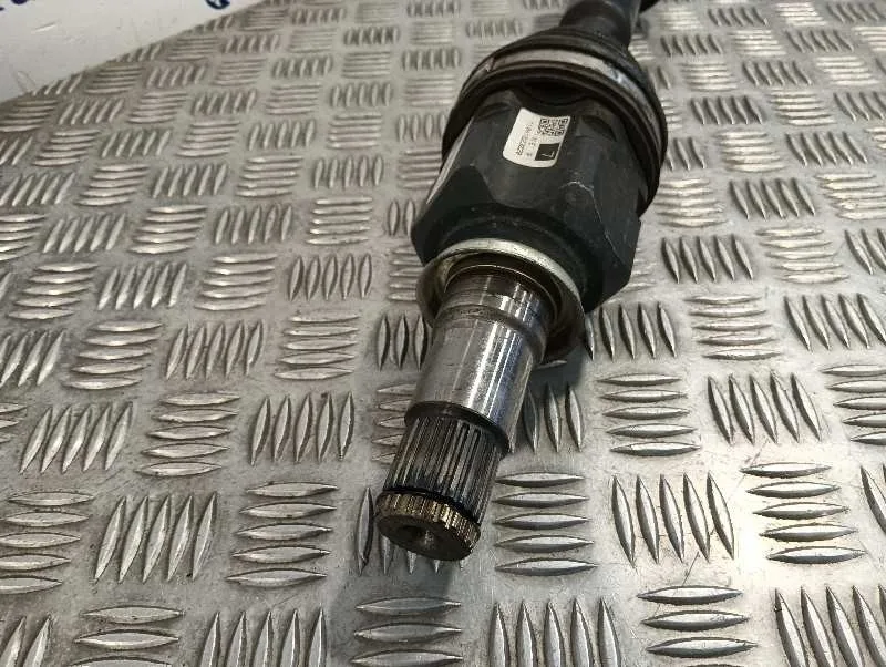 Transmision Delantera Derecha para Toyota Auris De150A