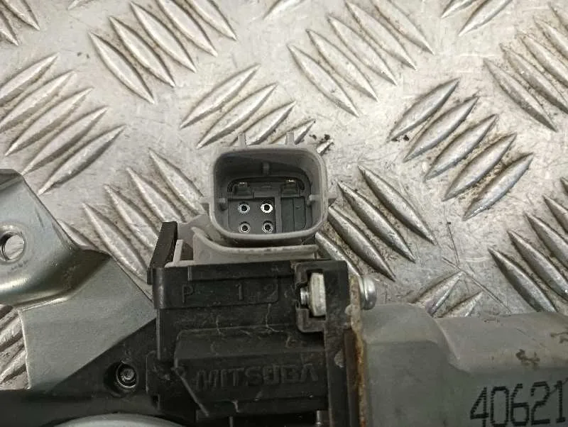 Elevalunas Delantero Derecho para Nissan Juke (F15)