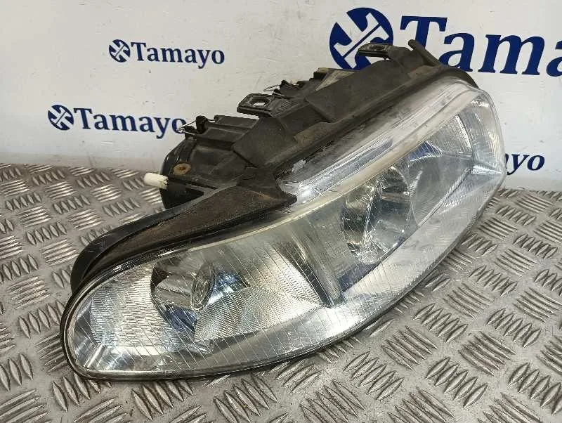 Faro Derecho para Audi A4 Berlina (8E)