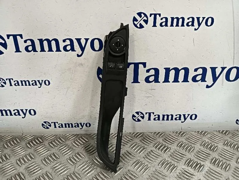 Mando Elevalunas Delantero Izquierdo para Ford Focus (2014-2018)