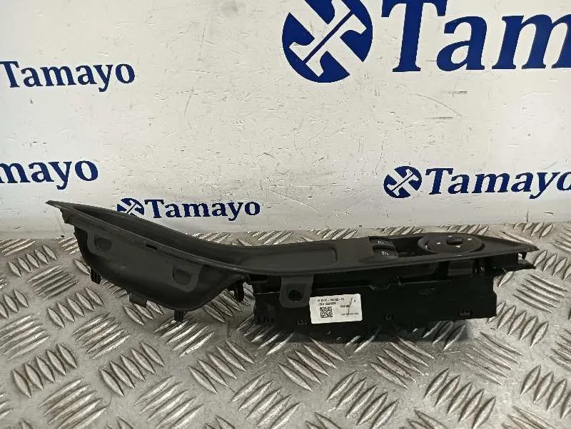 Mando Elevalunas Delantero Izquierdo para Ford Focus (2014-2018)