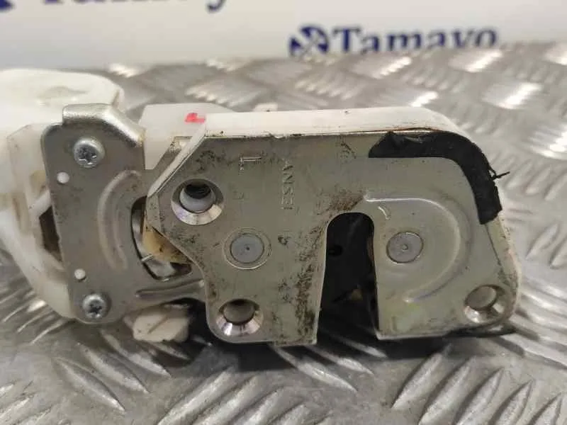 Cerradura Puerta Trasera Izquierda para Mitsubishi Montero (V80/V90)