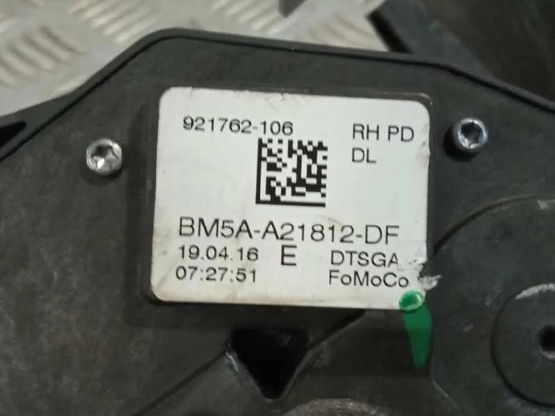 Cerradura Puerta Delantera Derecha para Ford Focus (2014-2018)