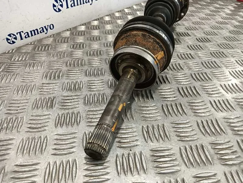 Transmision Delantera Izquierda para Nissan Terrano (Wd21)
