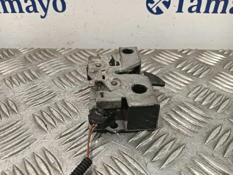 Cerradura Puerta Delantera Derecha para Volkswagen Passat Lim. (3G2)