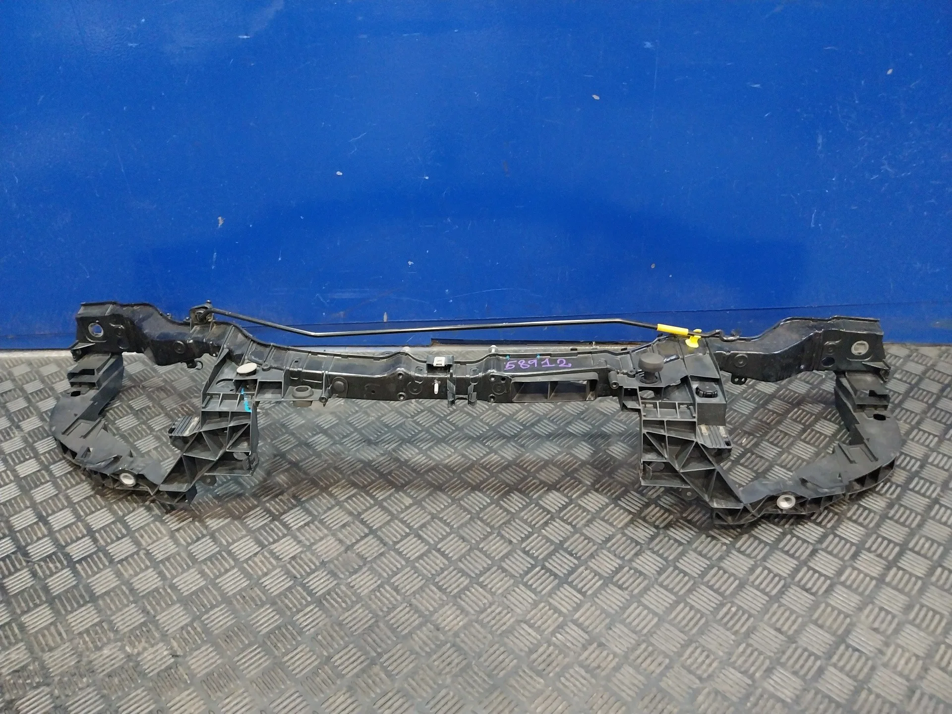 Panel Frontal para Ford Focus (2014-2018)