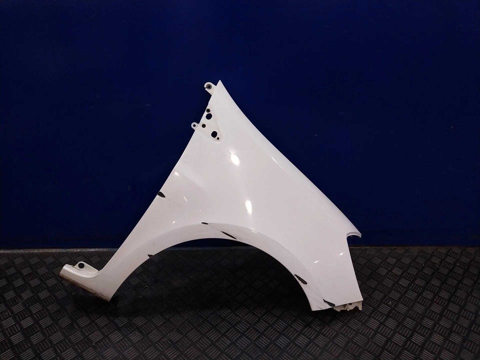Aleta Delantera Derecha para Renault Clio Iii