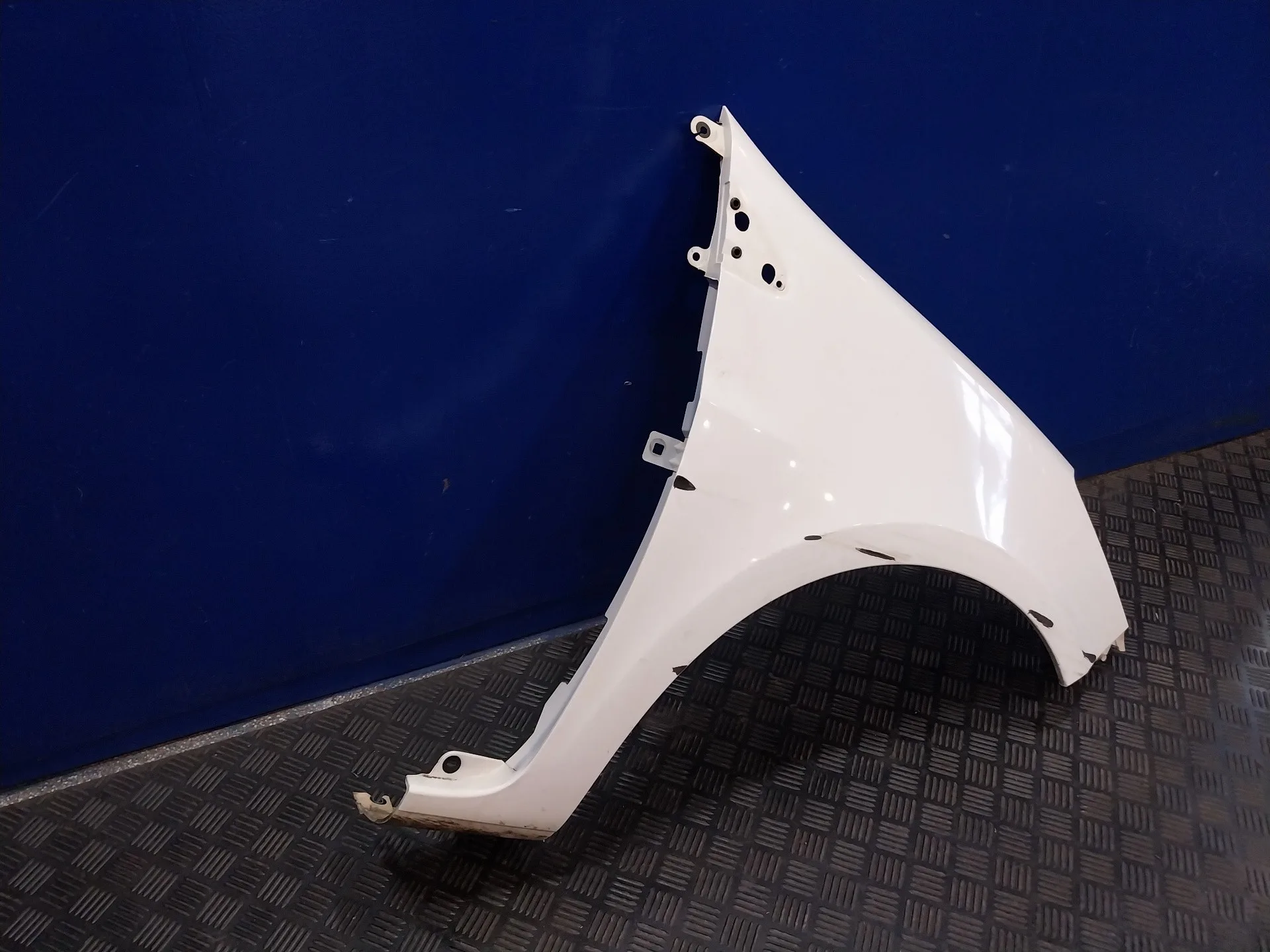 Aleta Delantera Derecha para Renault Clio Iii