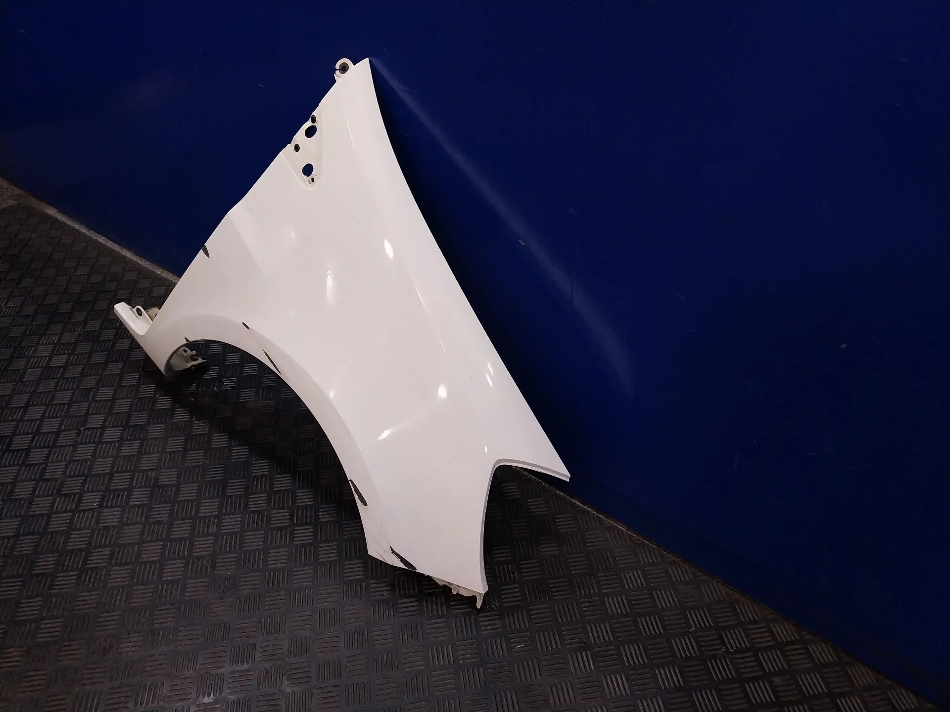Aleta Delantera Derecha para Renault Clio Iii