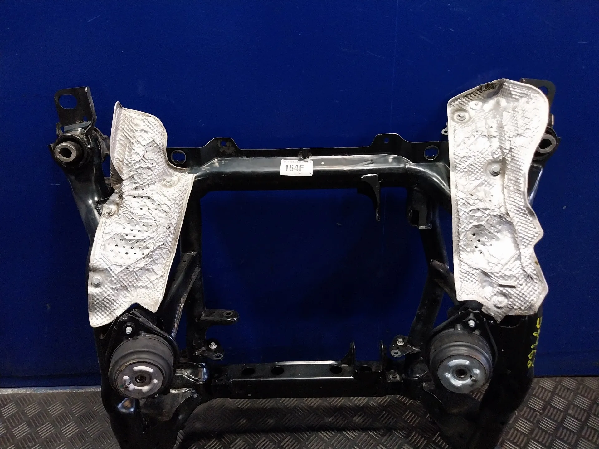 Puente Delantero para Mercedes-Benz Clase M (W164)