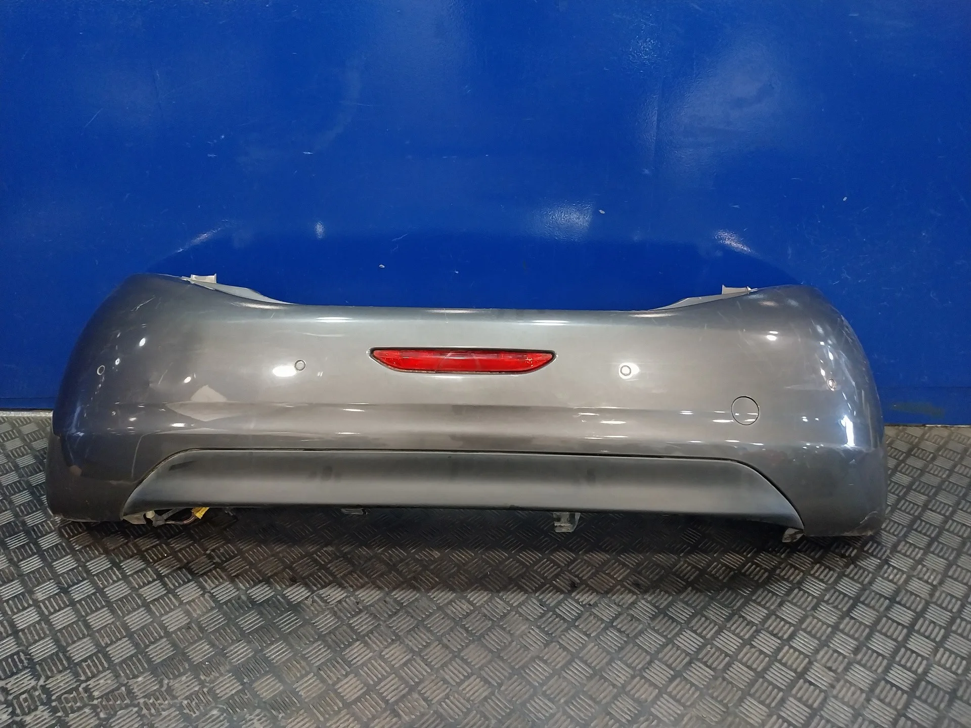Paragolpes Trasero para Peugeot 208