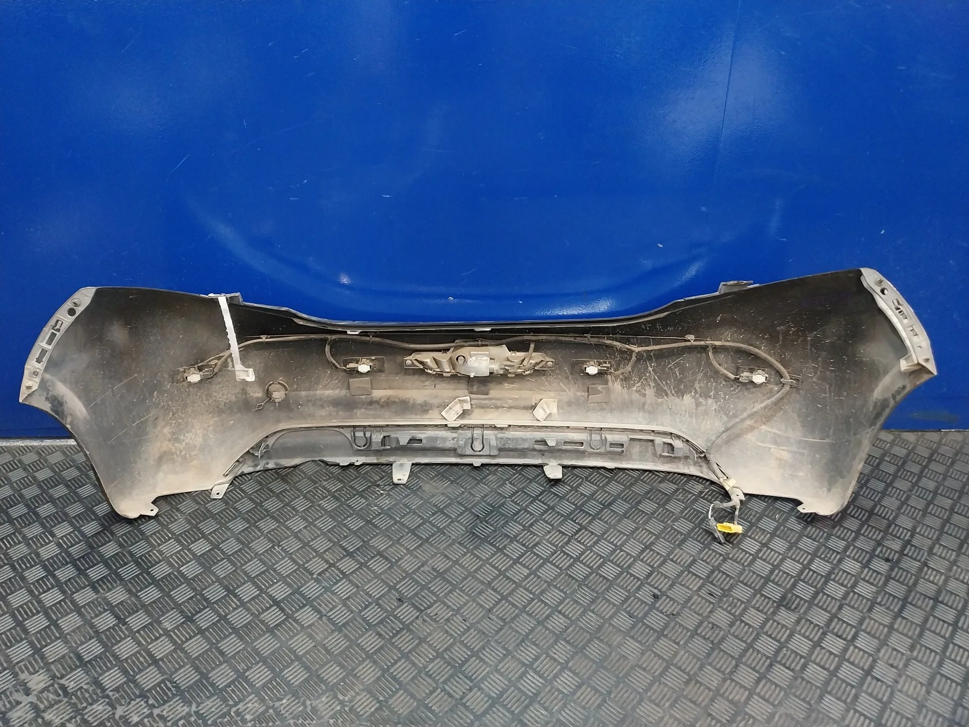 Paragolpes Trasero para Peugeot 208