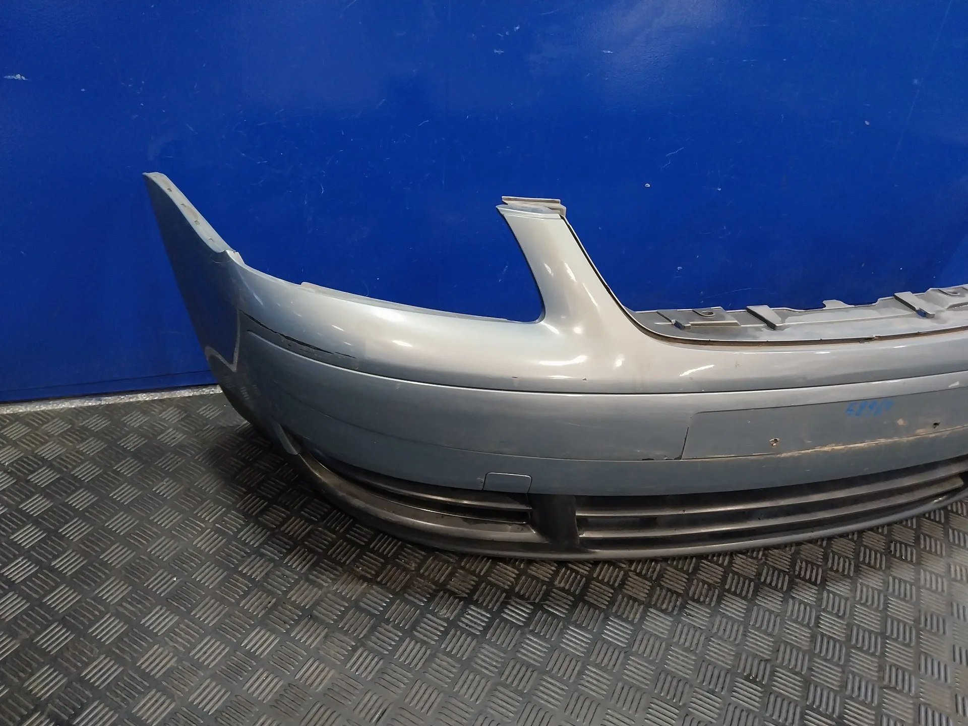 Paragolpes Delantero para Volkswagen Touran (1T1)