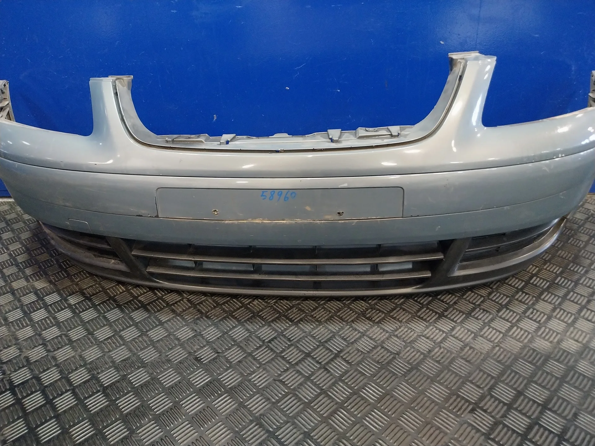 Paragolpes Delantero para Volkswagen Touran (1T1)