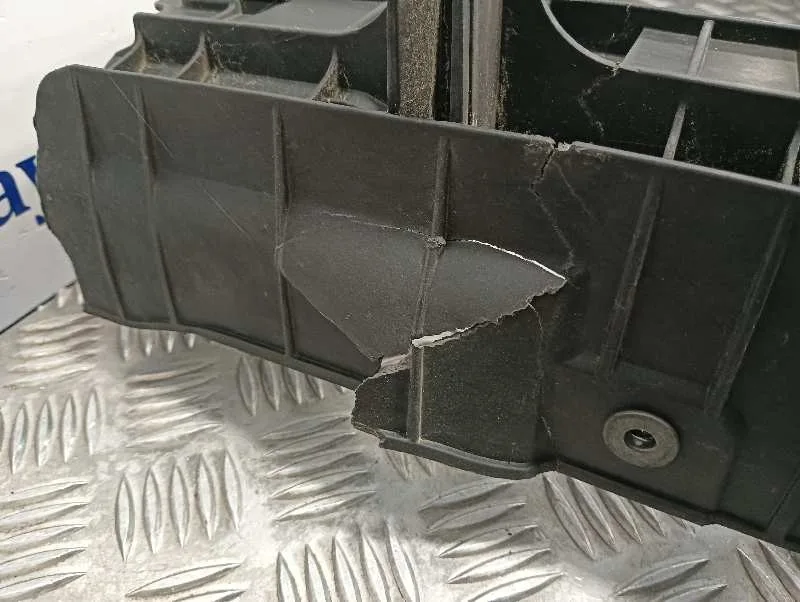 Panel Frontal para Seat Toledo (Kg3)