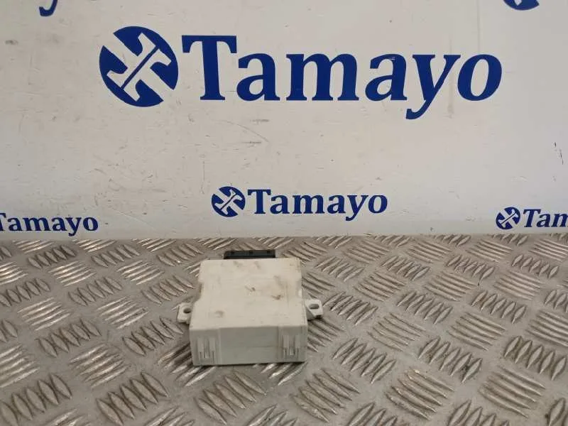 Modulo Electronico para Toyota Avensis Wagon (T25)