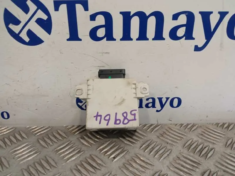 Modulo Electronico para Toyota Avensis Wagon (T25)