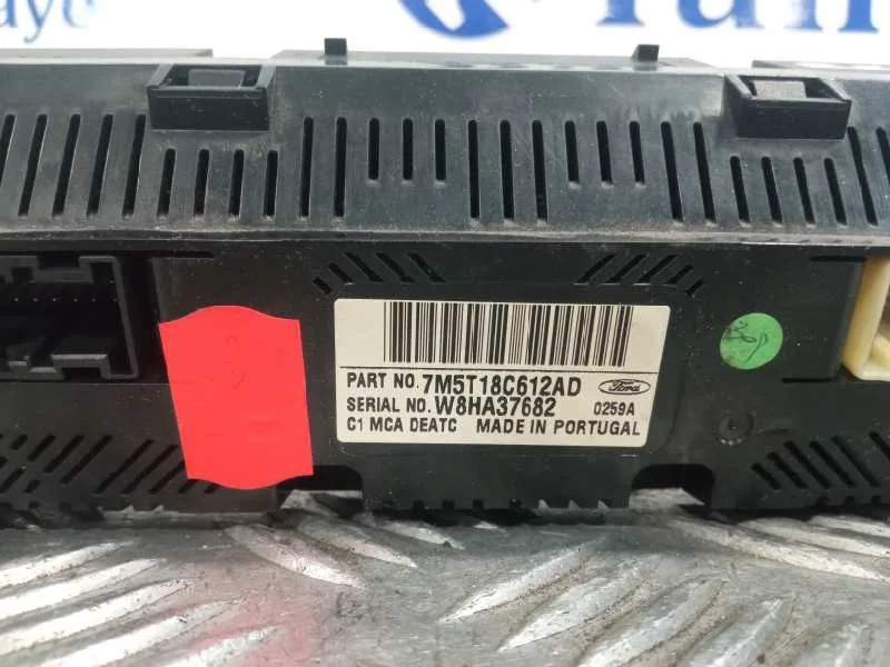 Mando Climatizador para Ford Focus Berlina (Cap)
