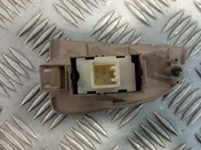 Mando Elevalunas Delantero Derecho para Toyota Avensis Wagon (T25)
