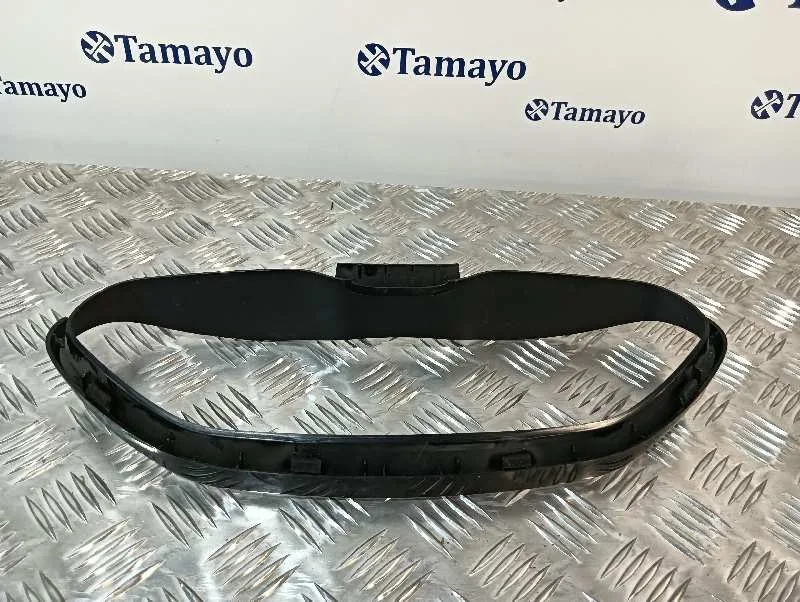 Moldura para Peugeot 208