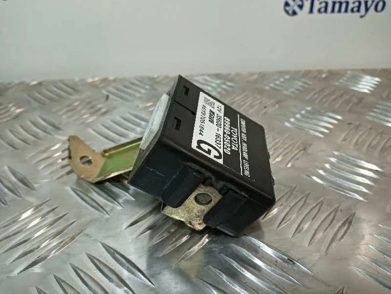 Modulo Electronico para Toyota Avensis Wagon (T25)