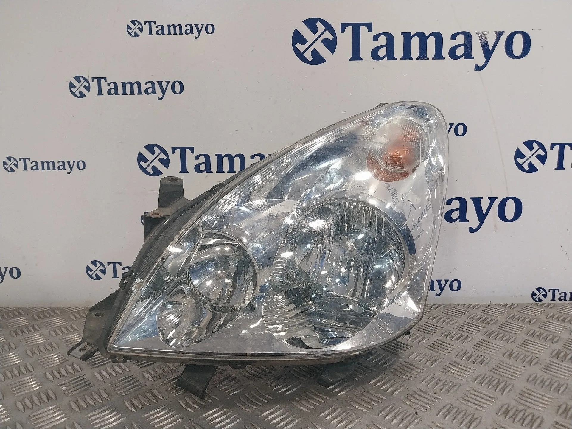 Faro Izquierdo para Toyota Corolla Verso (R1)