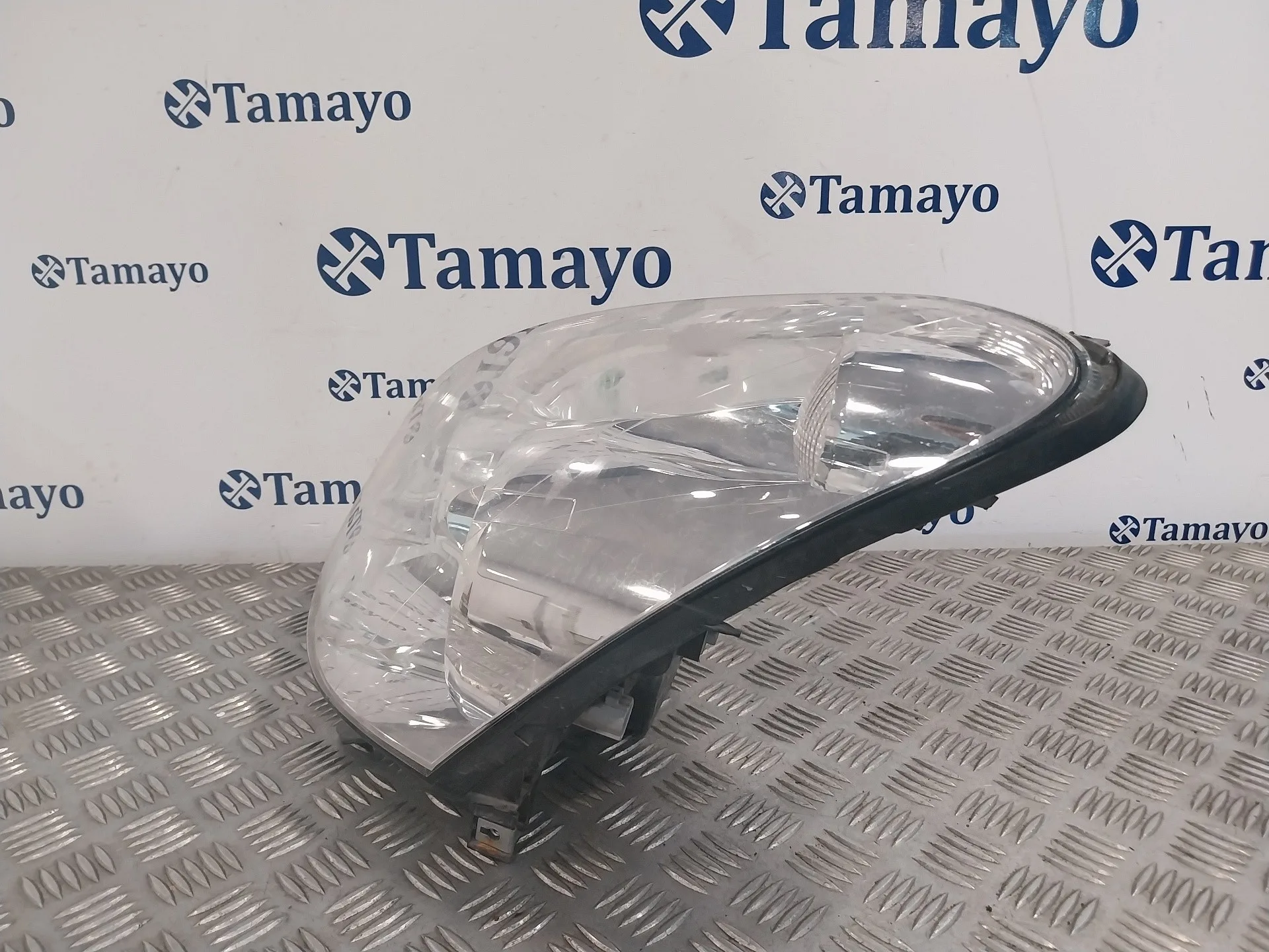 Faro Izquierdo para Toyota Corolla Verso (R1)