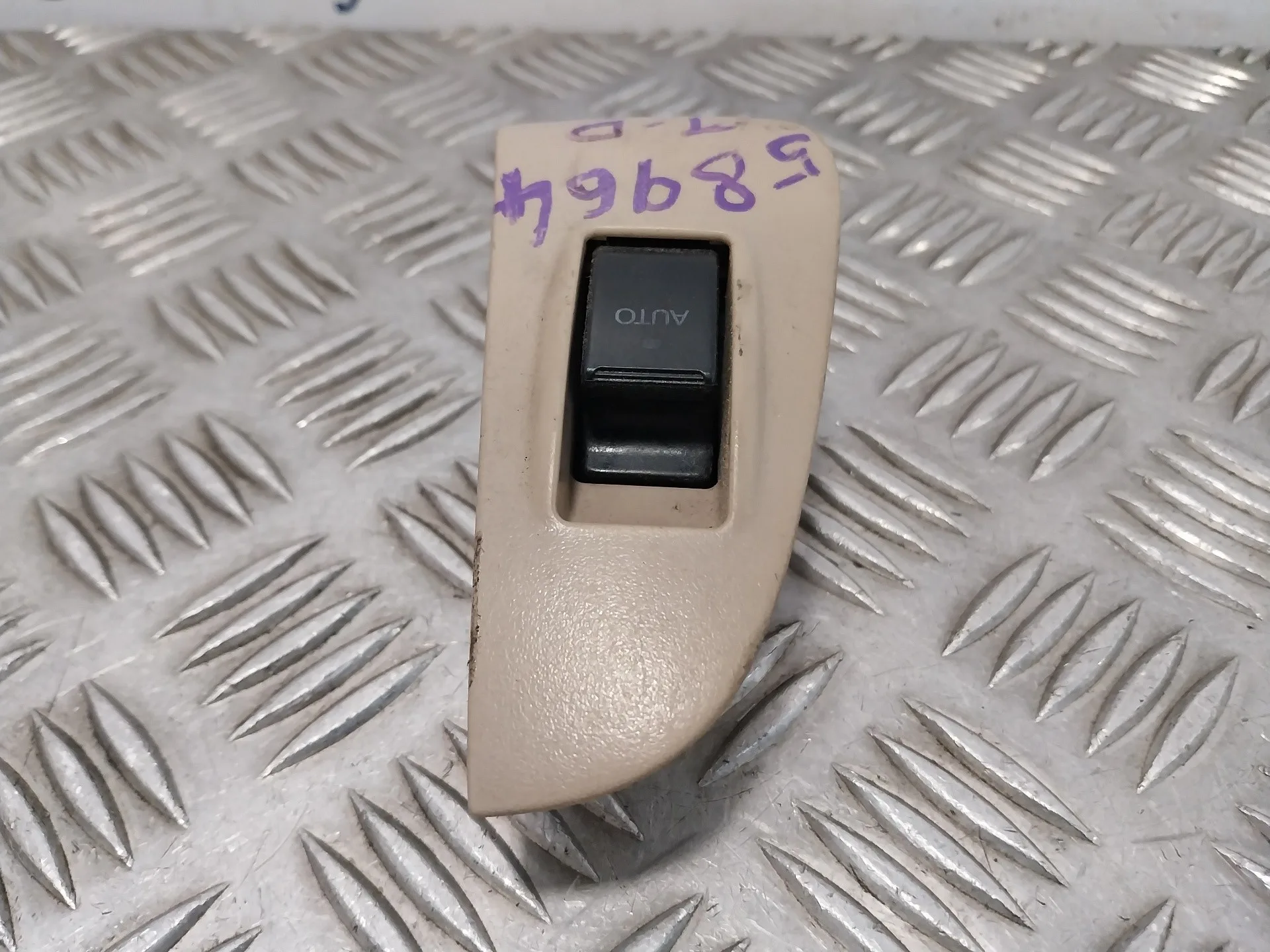 Mando Elevalunas Trasero Derecho para Toyota Avensis Wagon (T25)