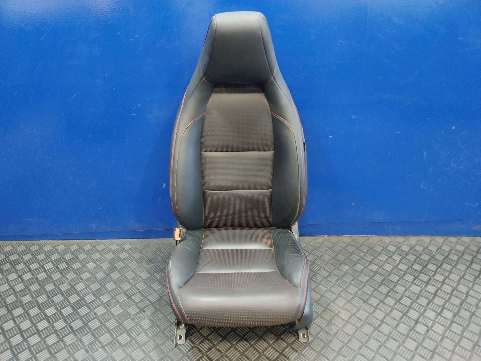 Juego Asientos Completo para Mercedes-Benz Clase Gla (W156)