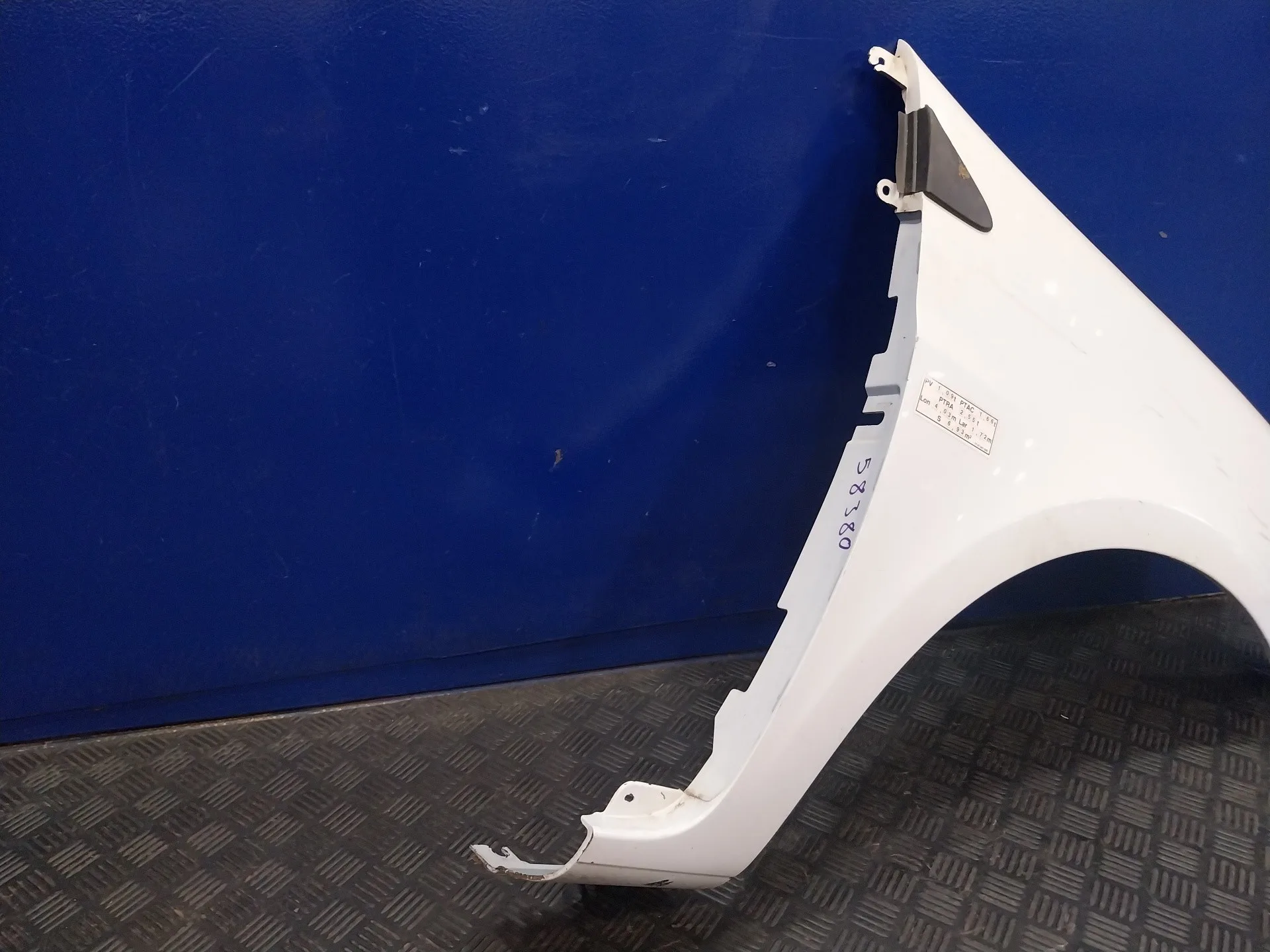 Aleta Delantera Derecha para Renault Clio Iii