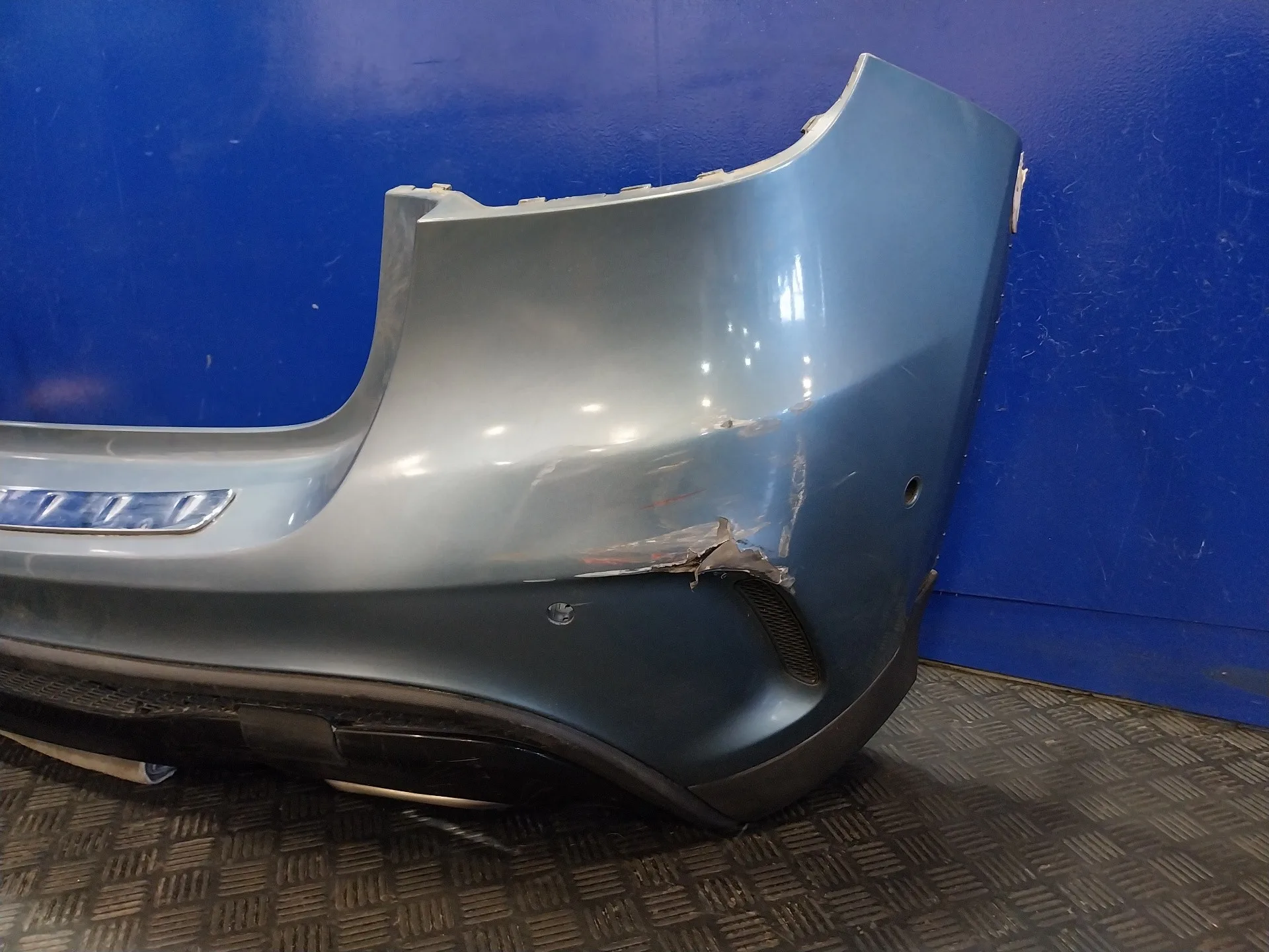 Paragolpes Trasero para Mercedes-Benz Clase Gla (W156)