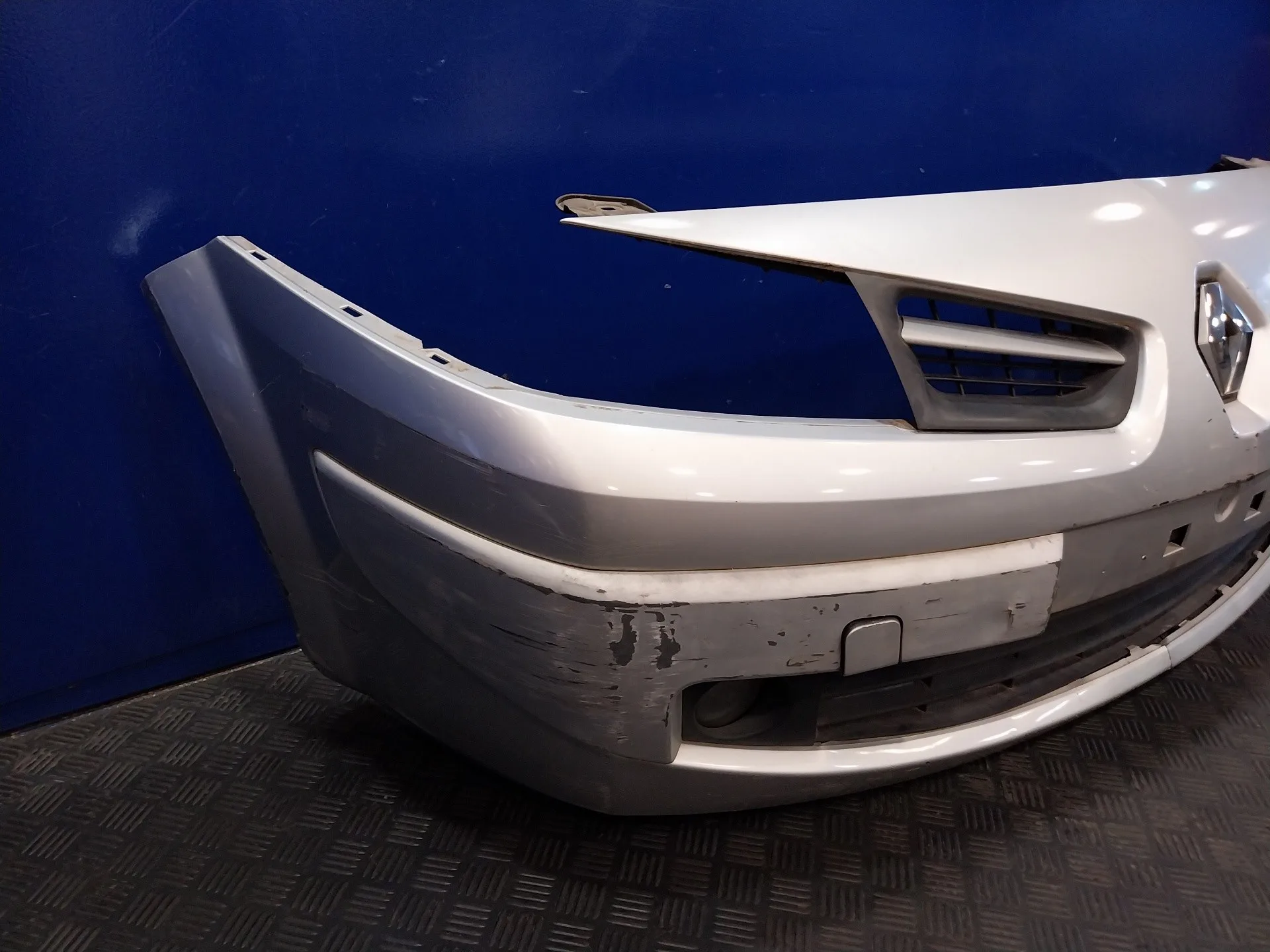 Paragolpes Delantero para Renault Megane Ii Berlina 5P