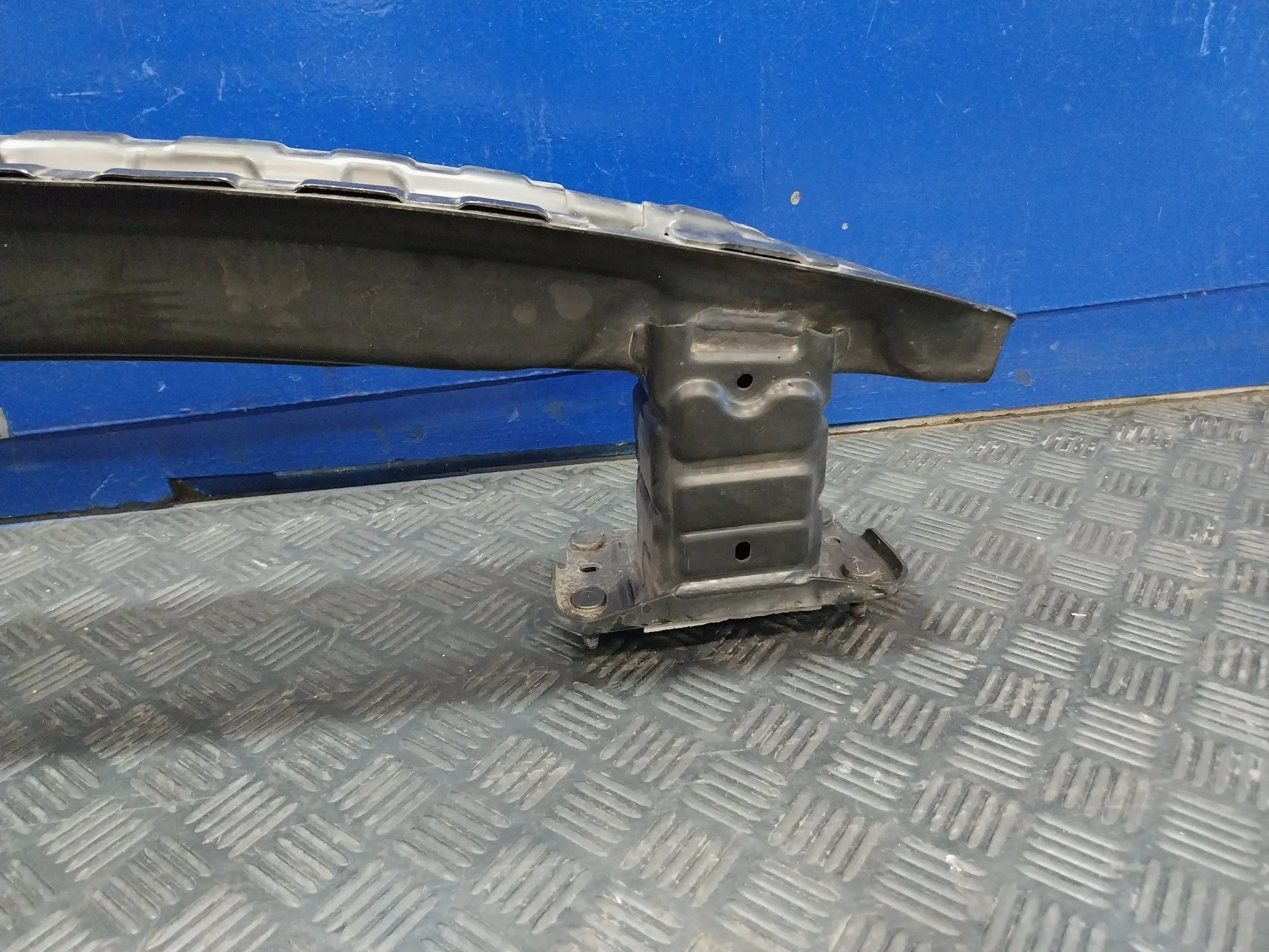 Refuerzo Paragolpes Trasero para Mercedes-Benz Clase Gla (W156)