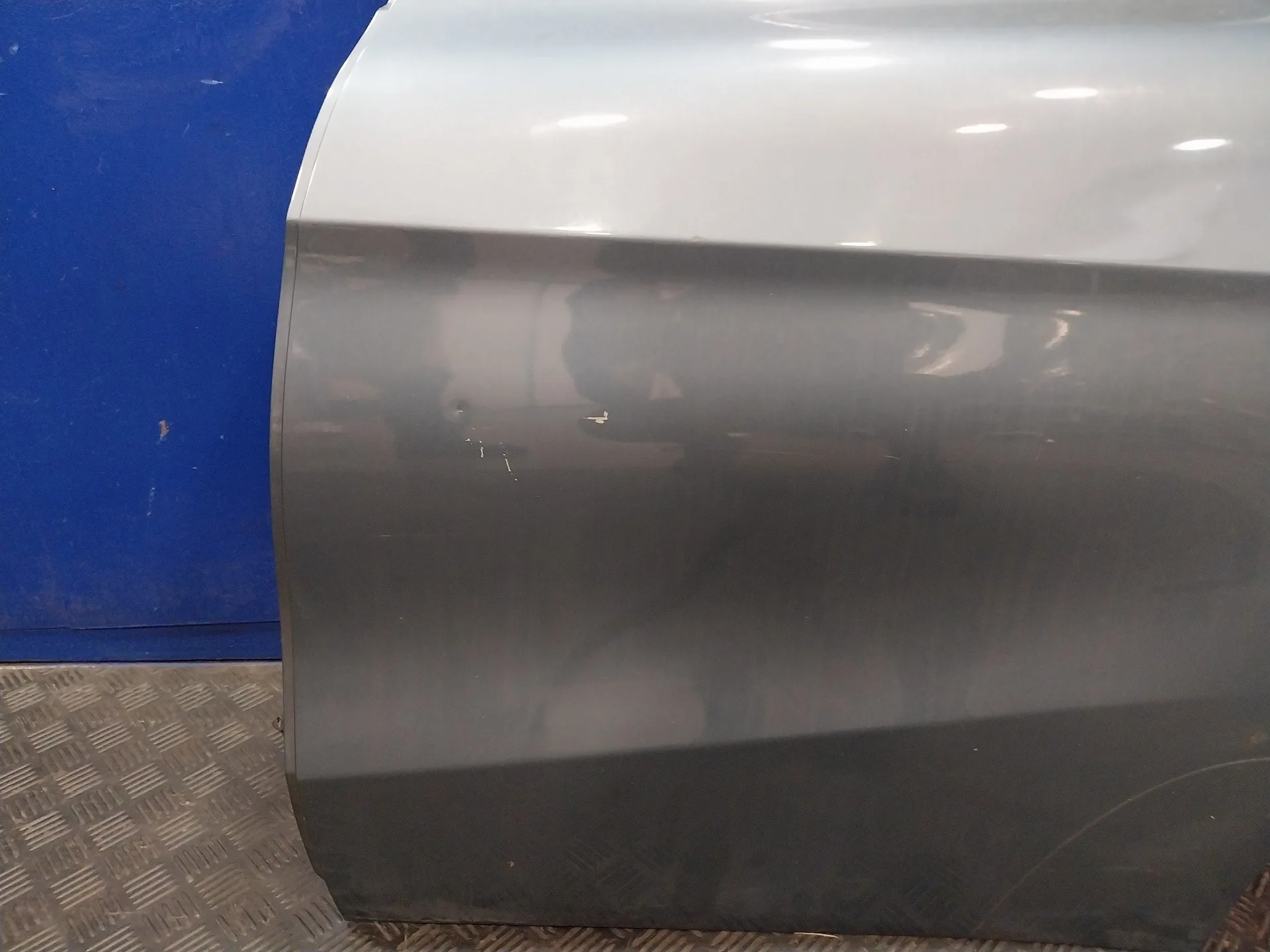 Puerta Trasera Izquierda para Mercedes-Benz Clase Gla (W156)