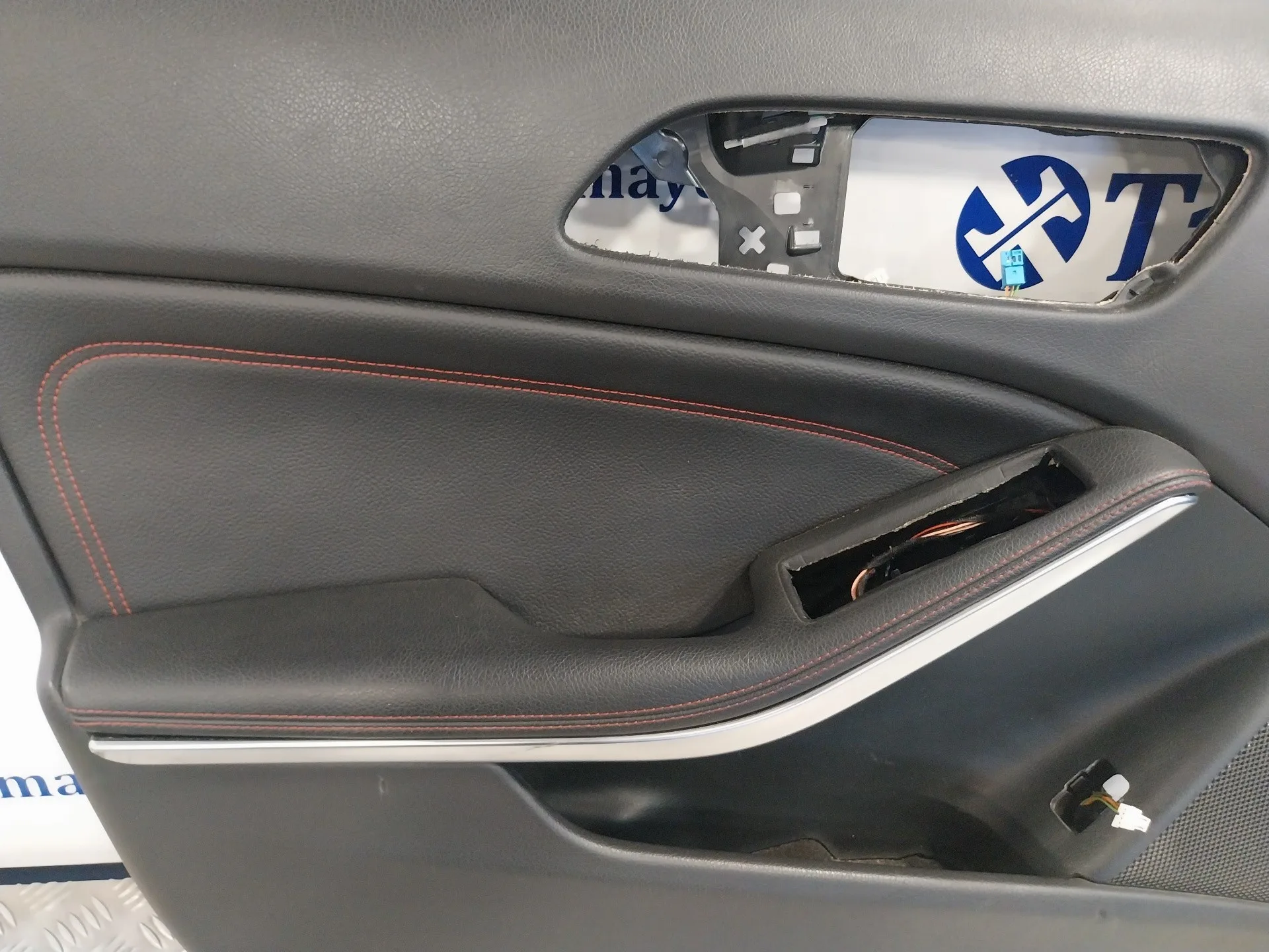 Guarnecido Puerta Delantera Izquierda para Mercedes-Benz Clase Gla (W156)