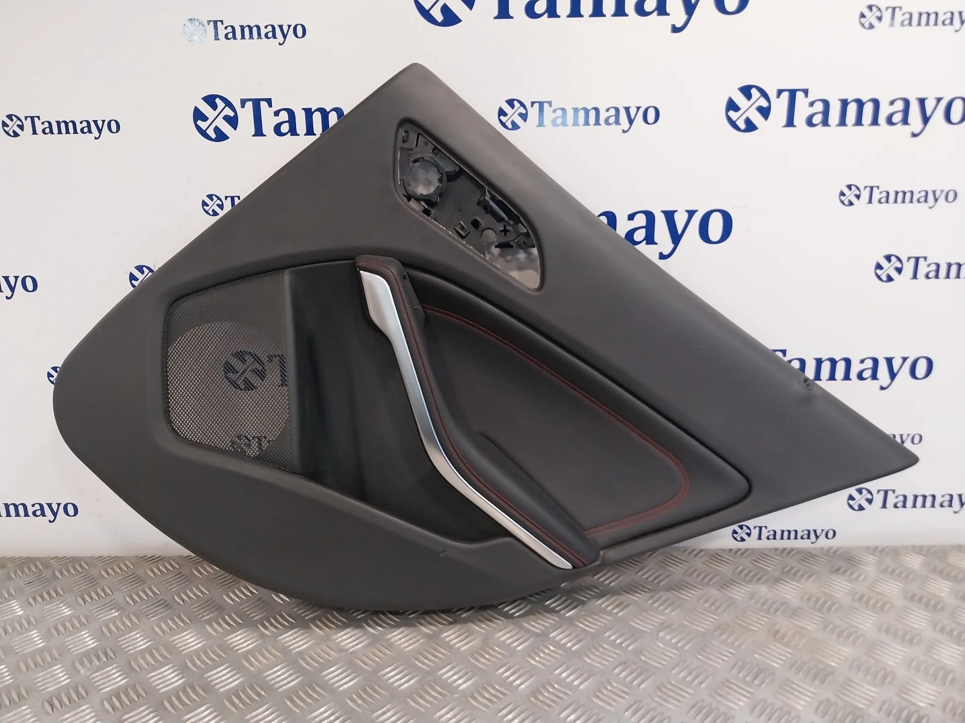 Guarnecido Puerta Trasera Derecha para Mercedes-Benz Clase Gla (W156)