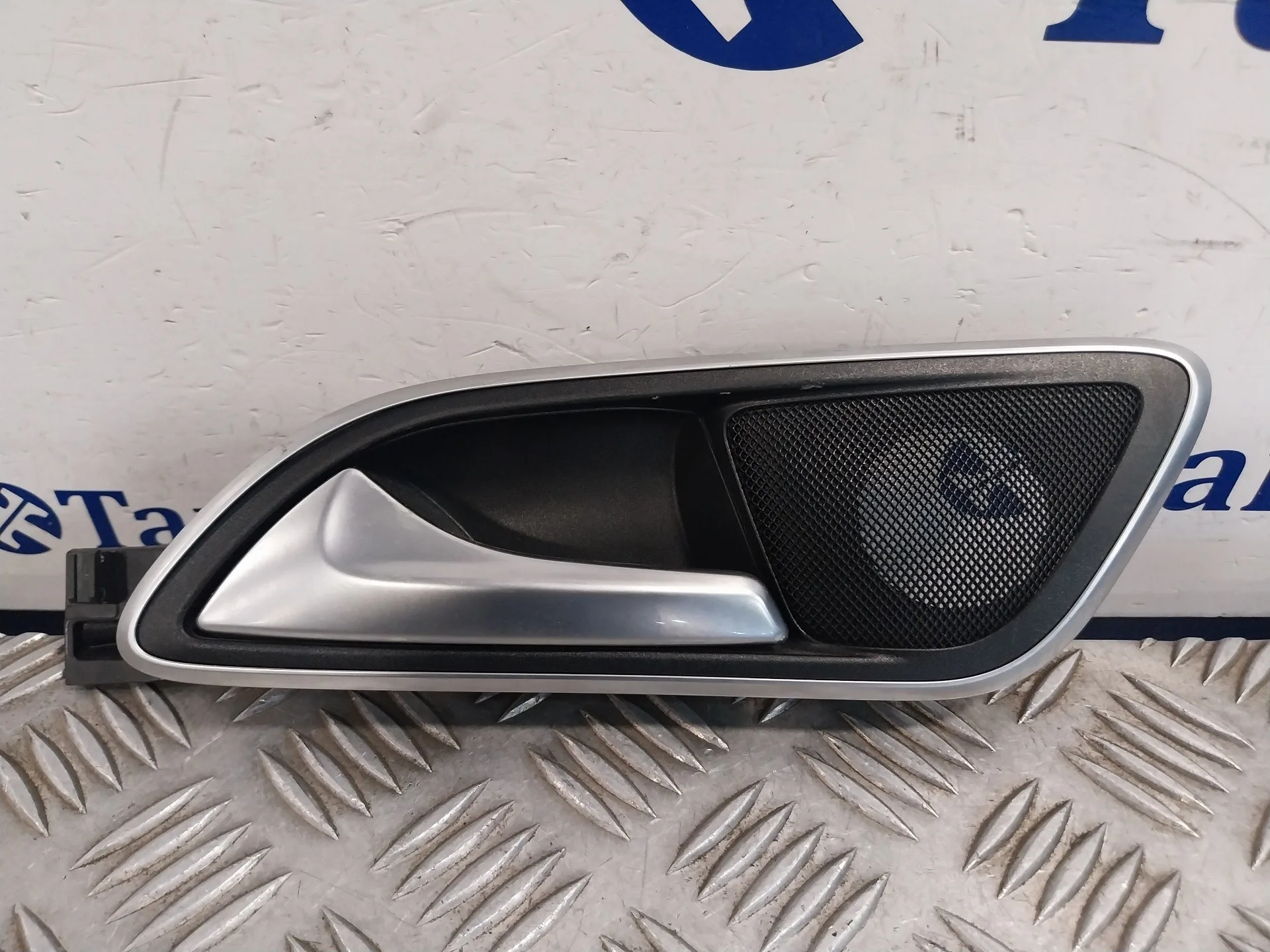 Maneta Interior Trasera Izquierda para Mercedes-Benz Clase Gla (W156)