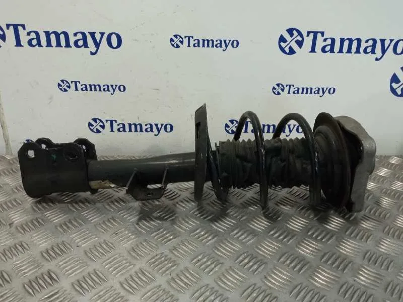 Amortiguador Delantero Derecho para Mercedes-Benz Clase Gla (W156)