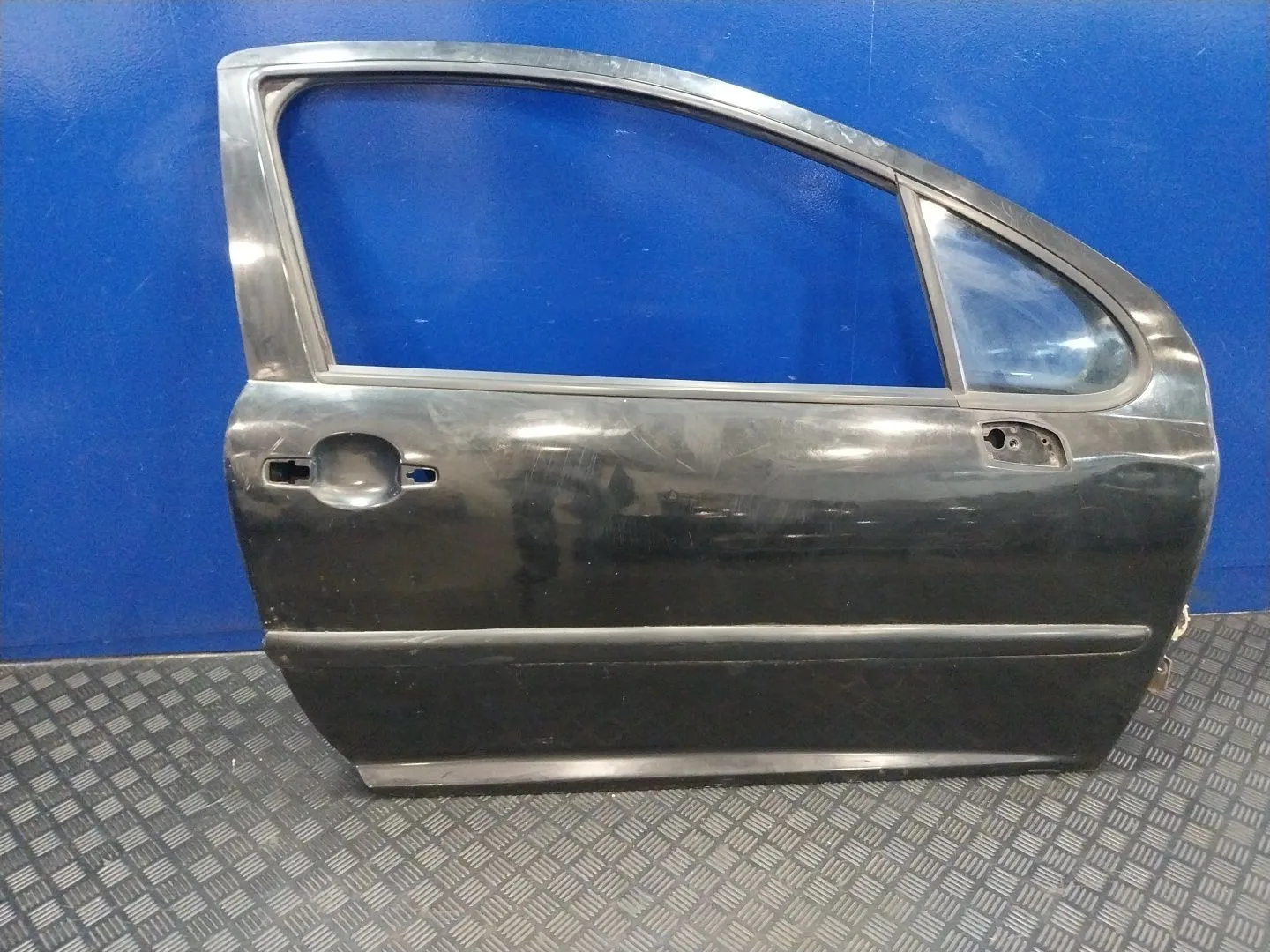 Puerta Delantera Derecha para Peugeot 207