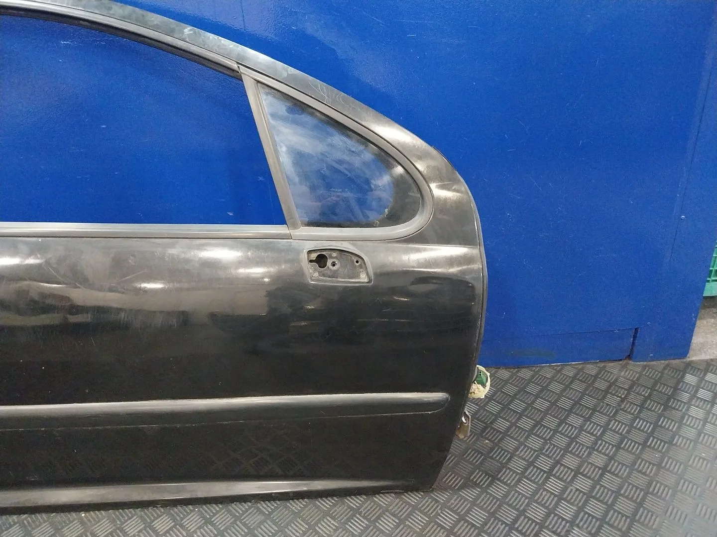 Puerta Delantera Derecha para Peugeot 207