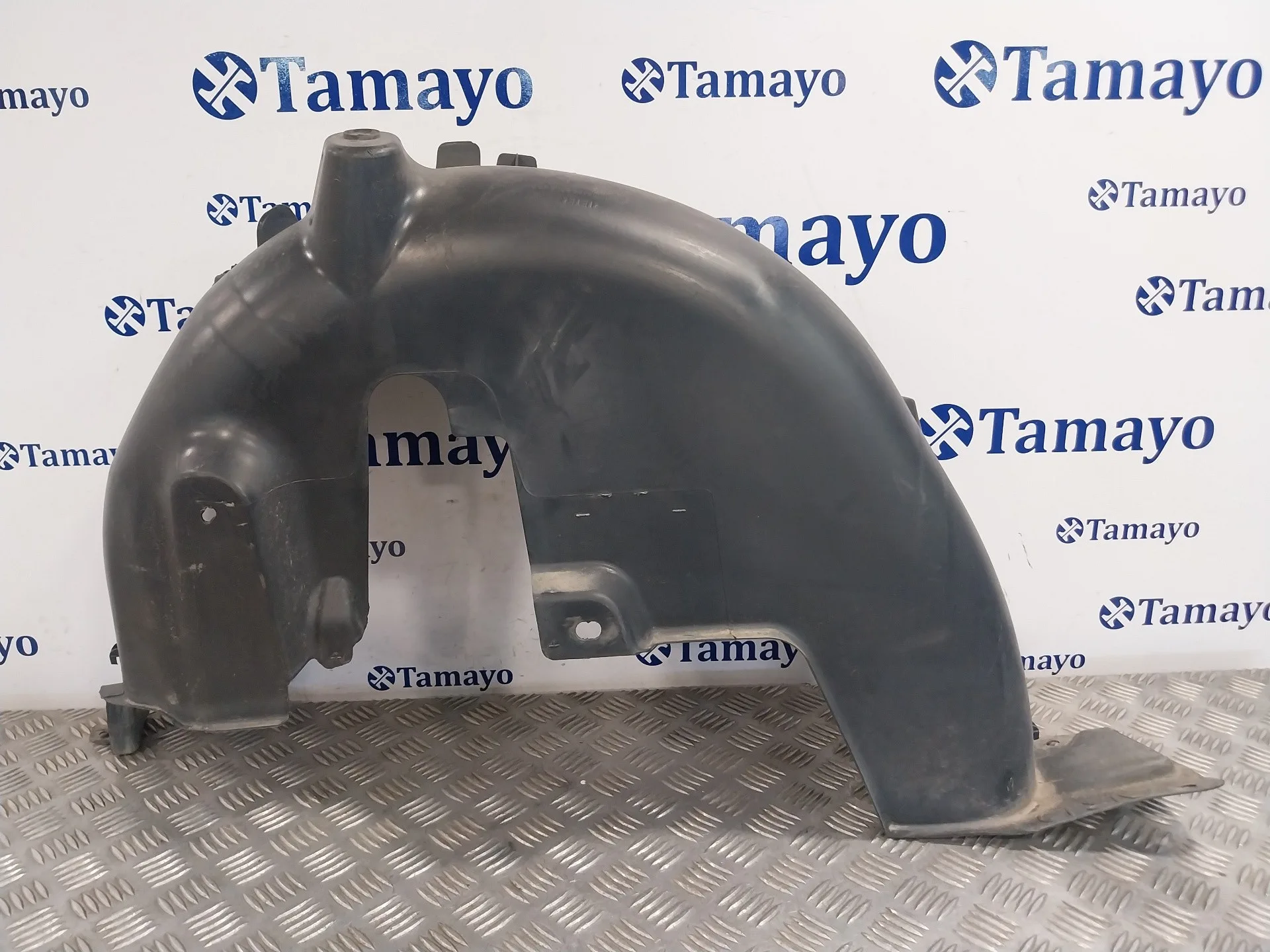Plastico Paso Rueda Trasero Derecho para Peugeot 208