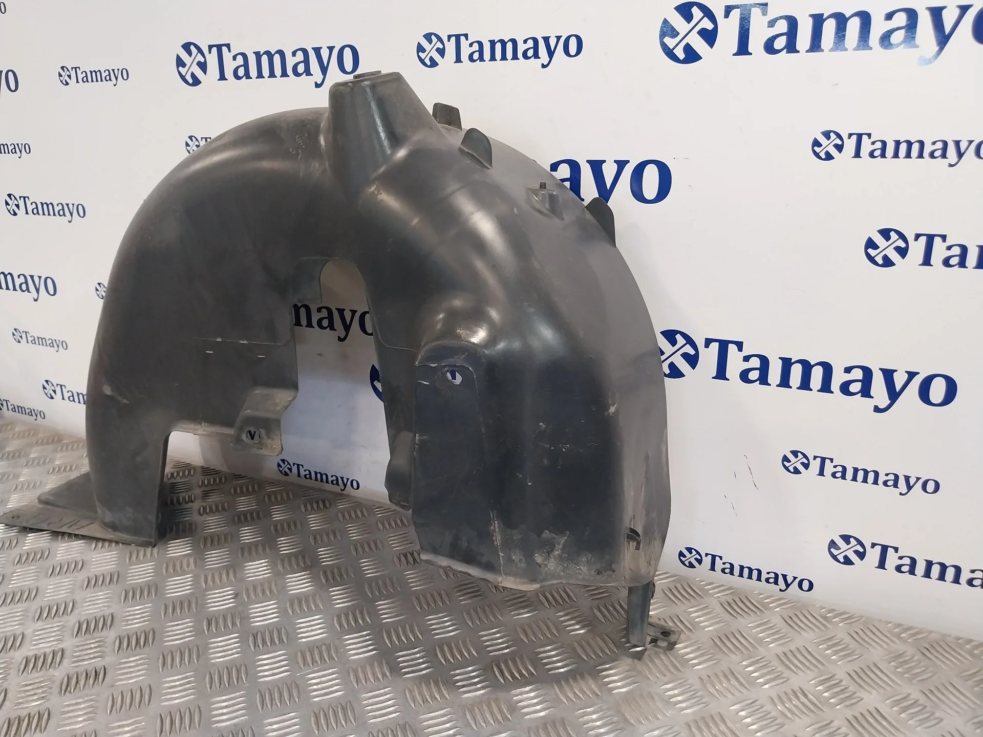 Plastico Paso Rueda Trasero Izquierdo para Peugeot 208