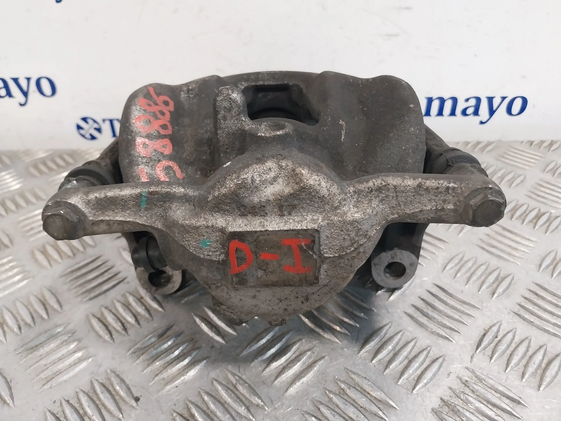 Pinza Freno Delantera Izquierda para Mercedes-Benz Clase Gla (W156)