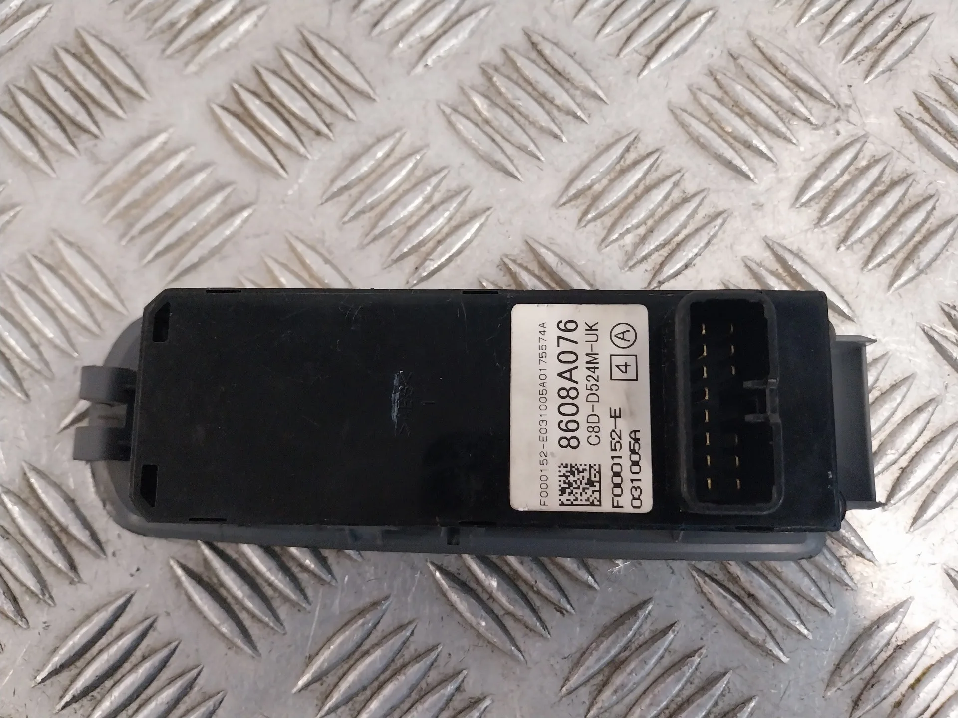 Mando Elevalunas Delantero Izquierdo para Mitsubishi Space Wagon (N30/N40)