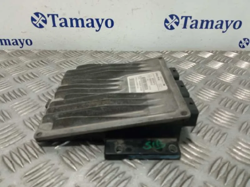 Centralita Motor Uce para Renault Megane Ii Berlina 3P