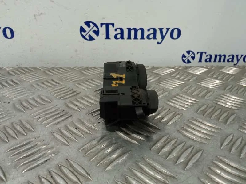 Interruptor para Ford Focus Berlina (Cak)