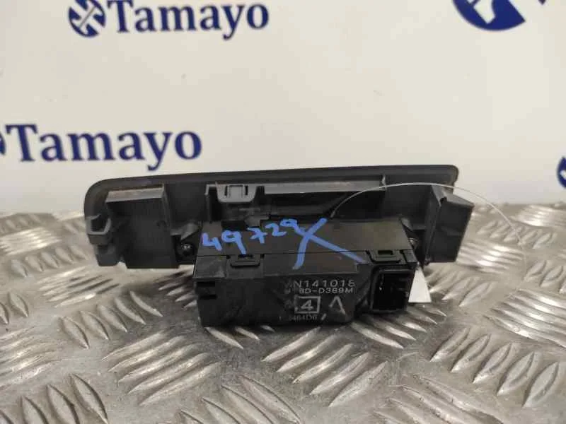 Mando Elevalunas Delantero Derecho para Mitsubishi Colt Berlina 5 (Z30A)